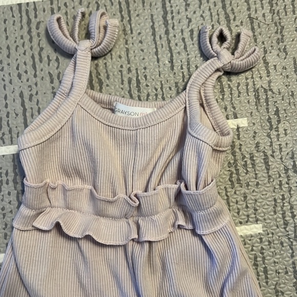 GRAYSON mini sleeveless romper- newborn - Picture 3 of 5